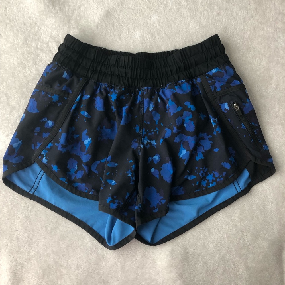 lululemon shorts size 4!